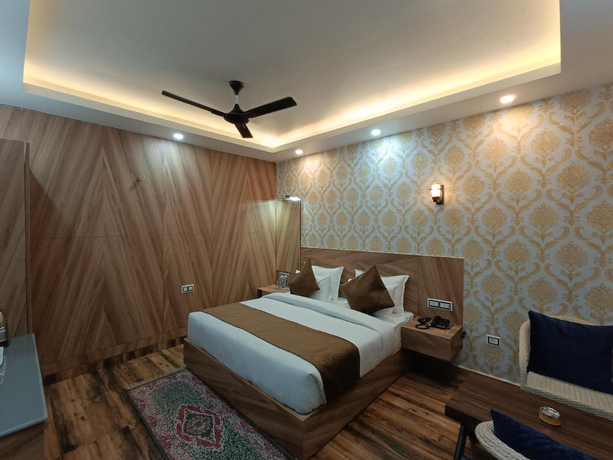 Dls Nature Trinket Resort Далхаузи Экстерьер фото