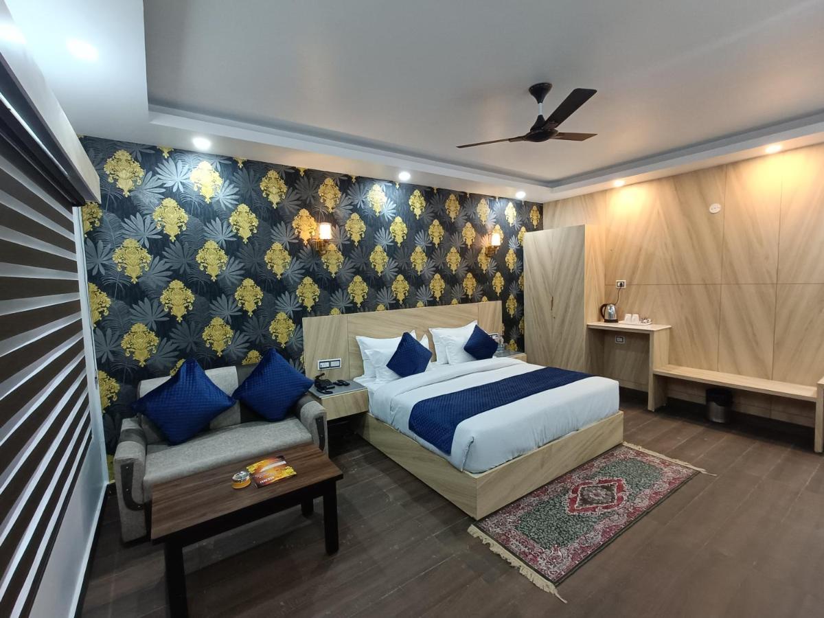 Dls Nature Trinket Resort Далхаузи Экстерьер фото