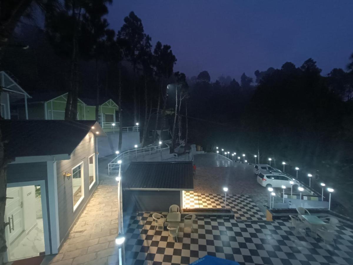 Dls Nature Trinket Resort Далхаузи Экстерьер фото